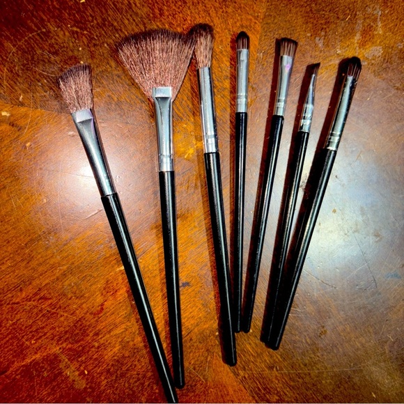 Lot of 7 Brushes All Assorted New - Picture 1 of 7